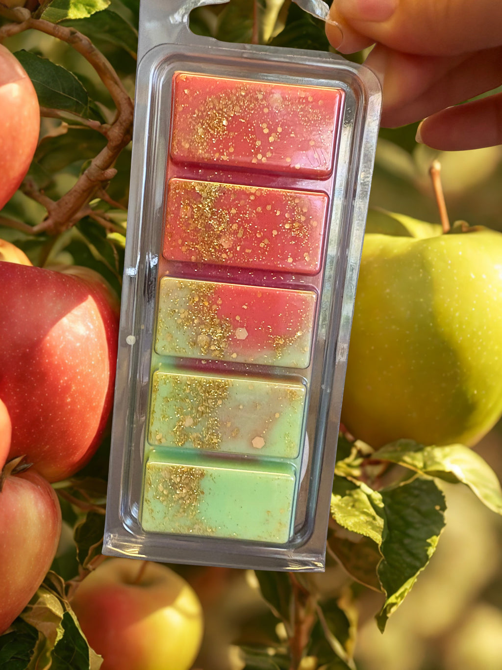 Comfy Enchanted Apple Snapbar