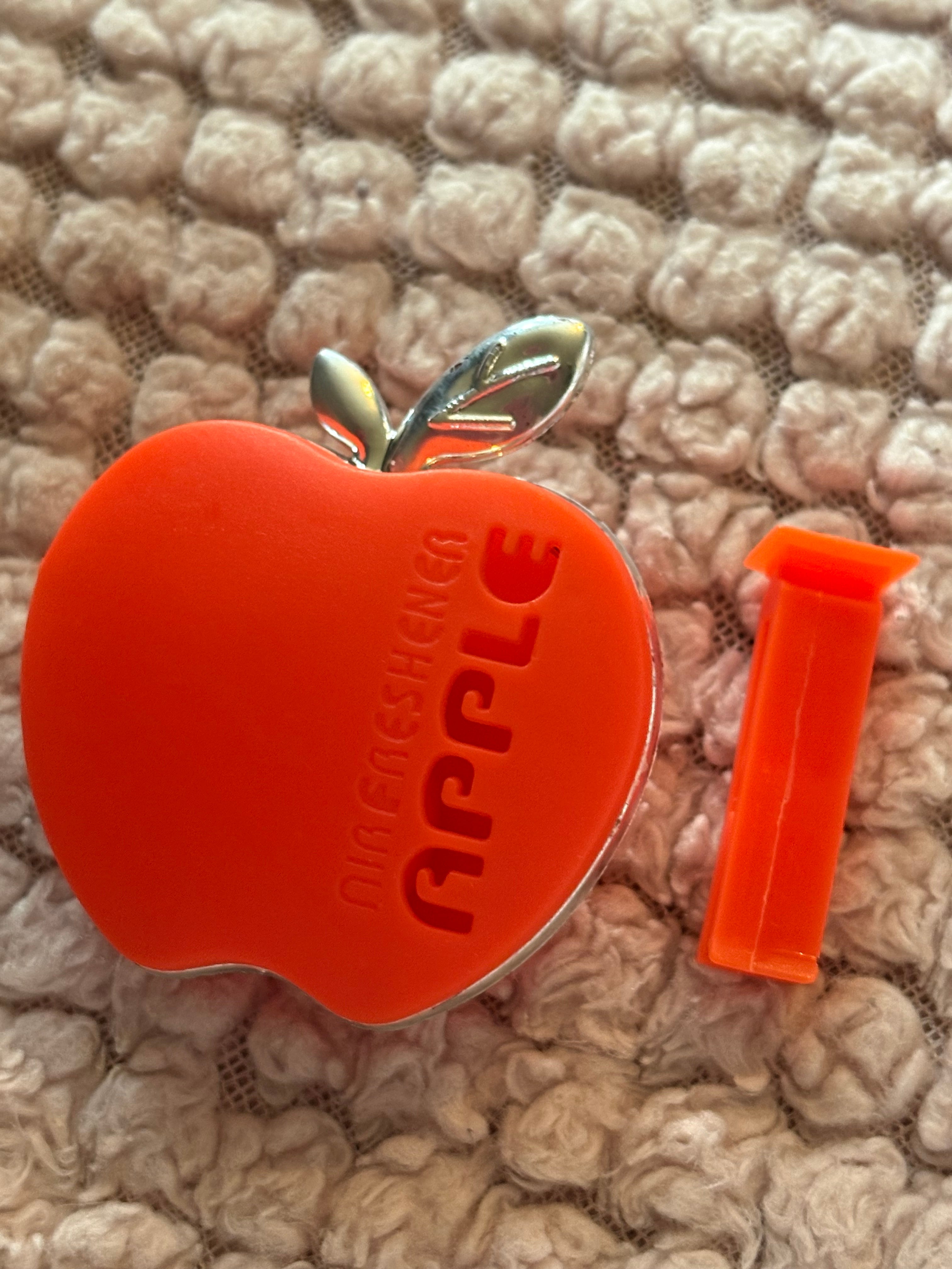 Apple Car Vent Clip and Disc