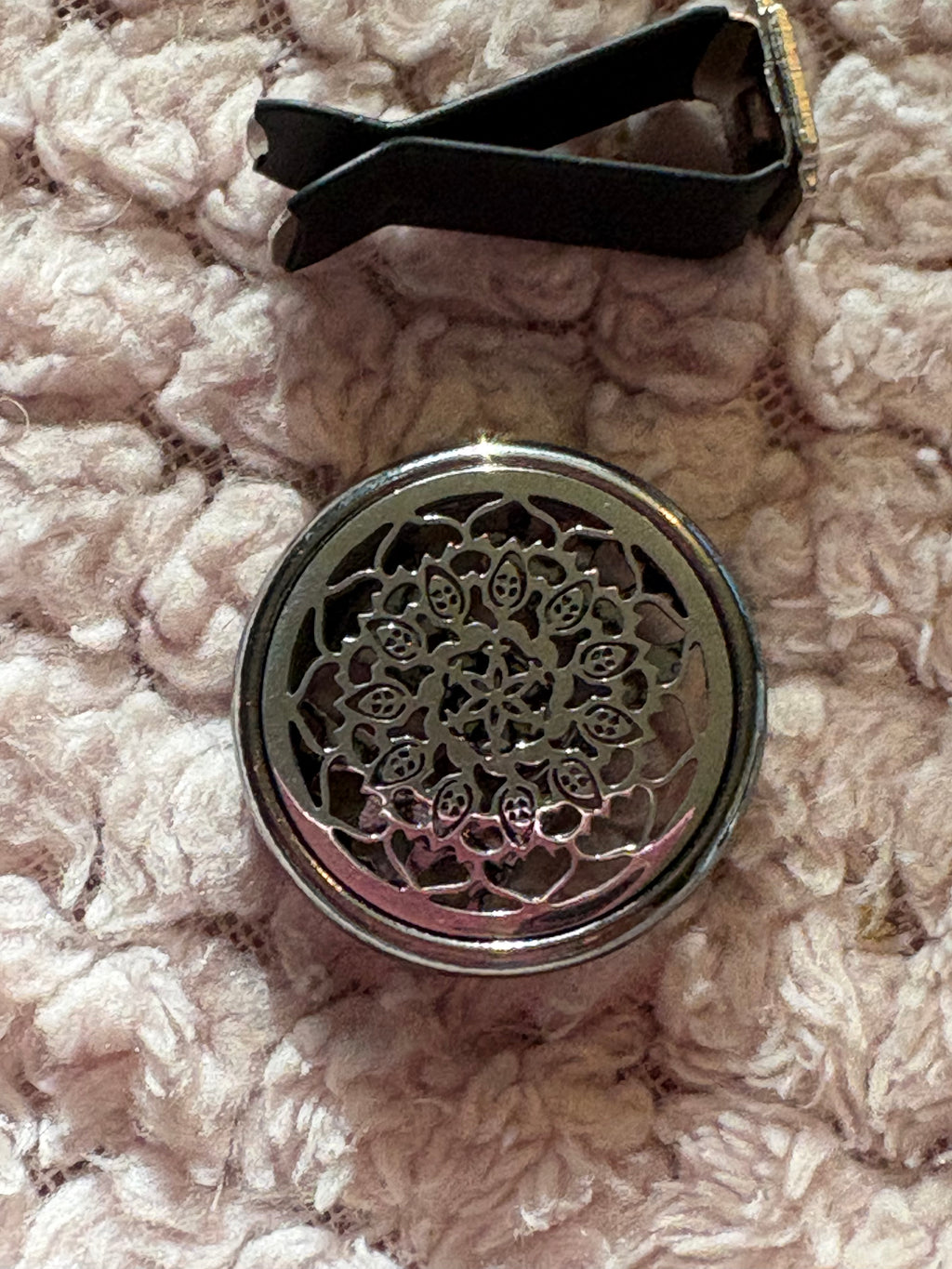 Tree of Life car vent clip and discs
